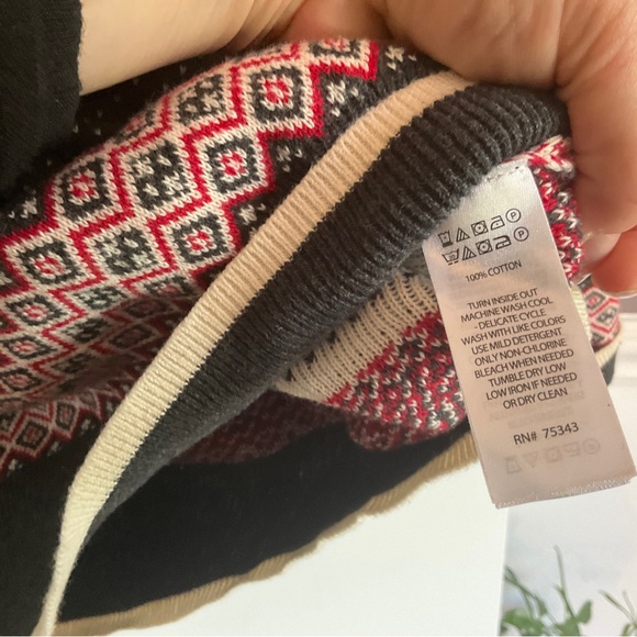 Aspen Winter Sweater - Picture 4 of 6